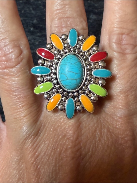 Jewelry - Southwestern Multicolor Statement Ring Silver Tone Stretch Size 7